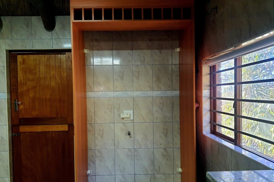 3 Bedroom Property for Sale in Menkenkop Western Cape